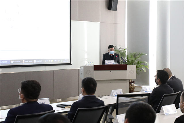 冯总2.jpg 冯总2.jpg