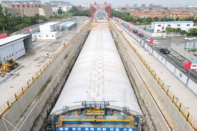 地铁_副本_副本.jpg 地铁_副本_副本.jpg